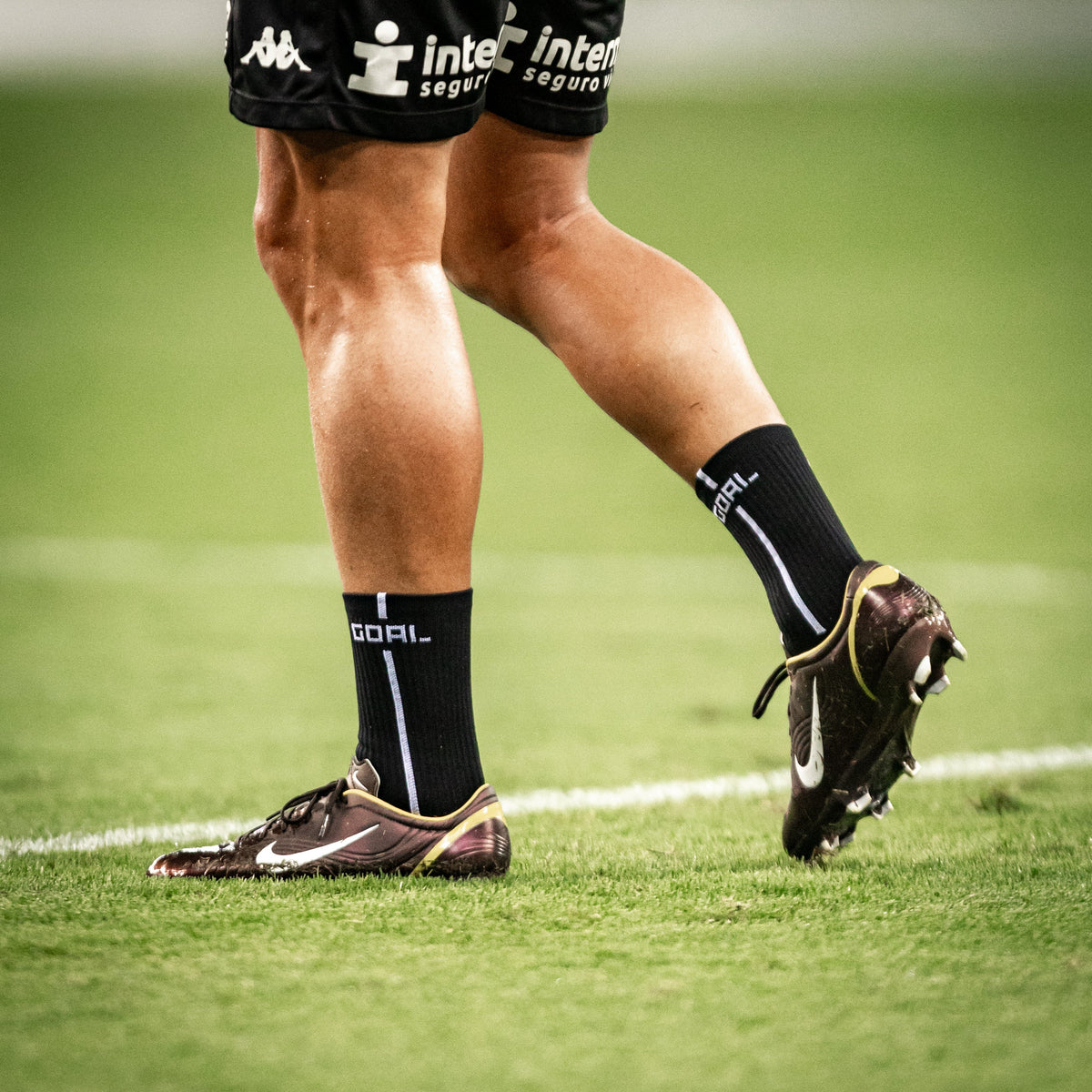 GOAL®  GRIP SOCKS